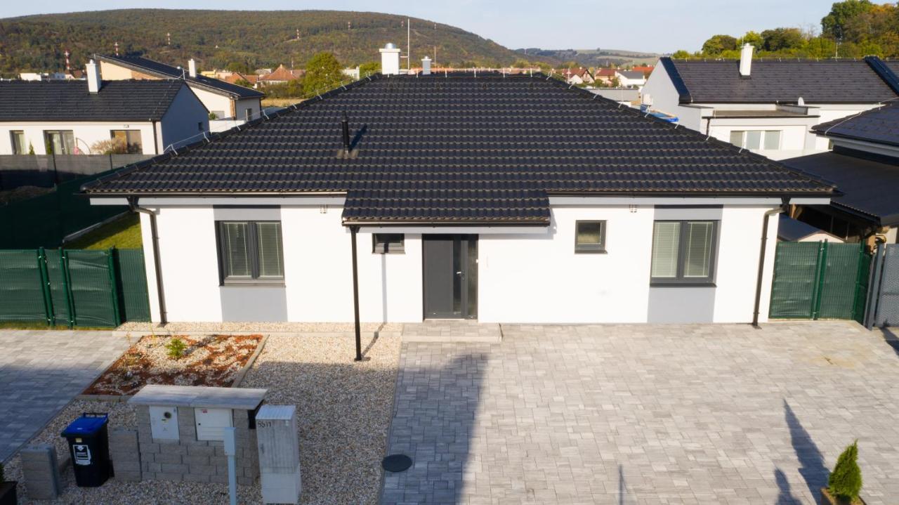 הוילה Royal House Trenčín מראה חיצוני תמונה